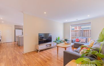 9 Heathcote Grove, Officer
