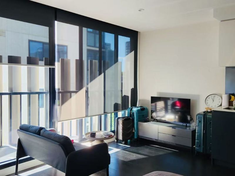 701 / 150 Dudley Street, West Melbourne