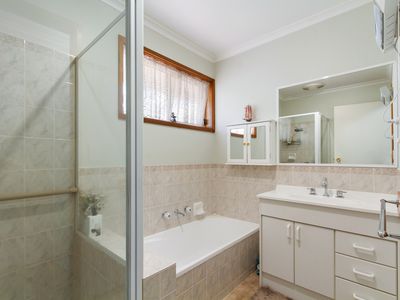 9 / 242 Raglan Street, Sale