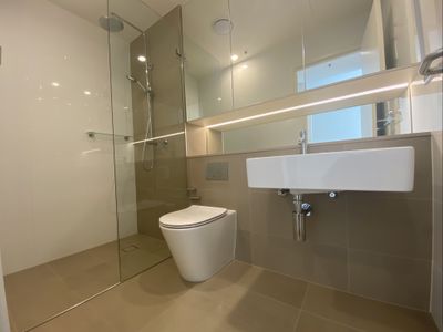 1005 / 150 Pacific Highway, North Sydney