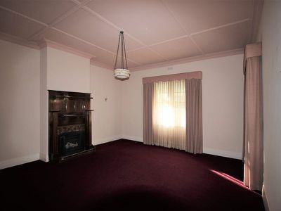 44 Lawton Avenue, Geelong West