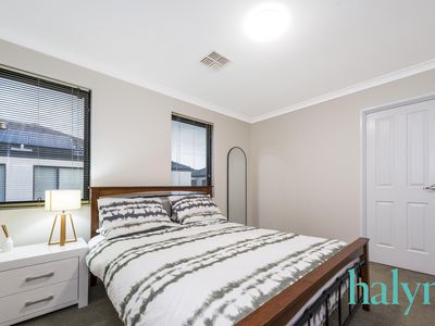 1 / 42 Gladstone Road, Rivervale