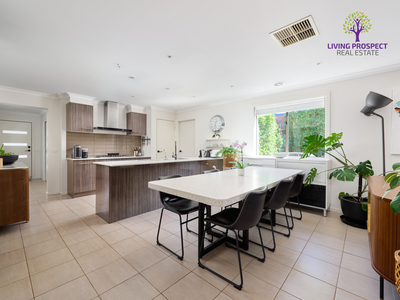 25 Haslewood Street, Point Cook