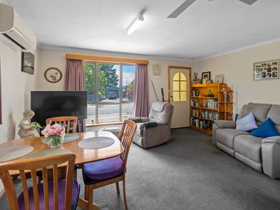 2 / 25 Alma Street, Youngtown