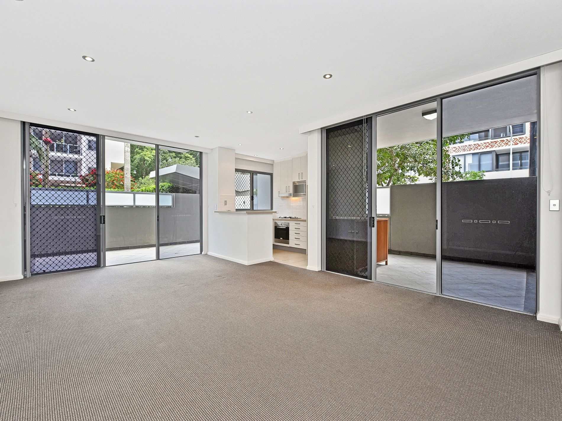 335 / 2 Steadman Street, Rosebery