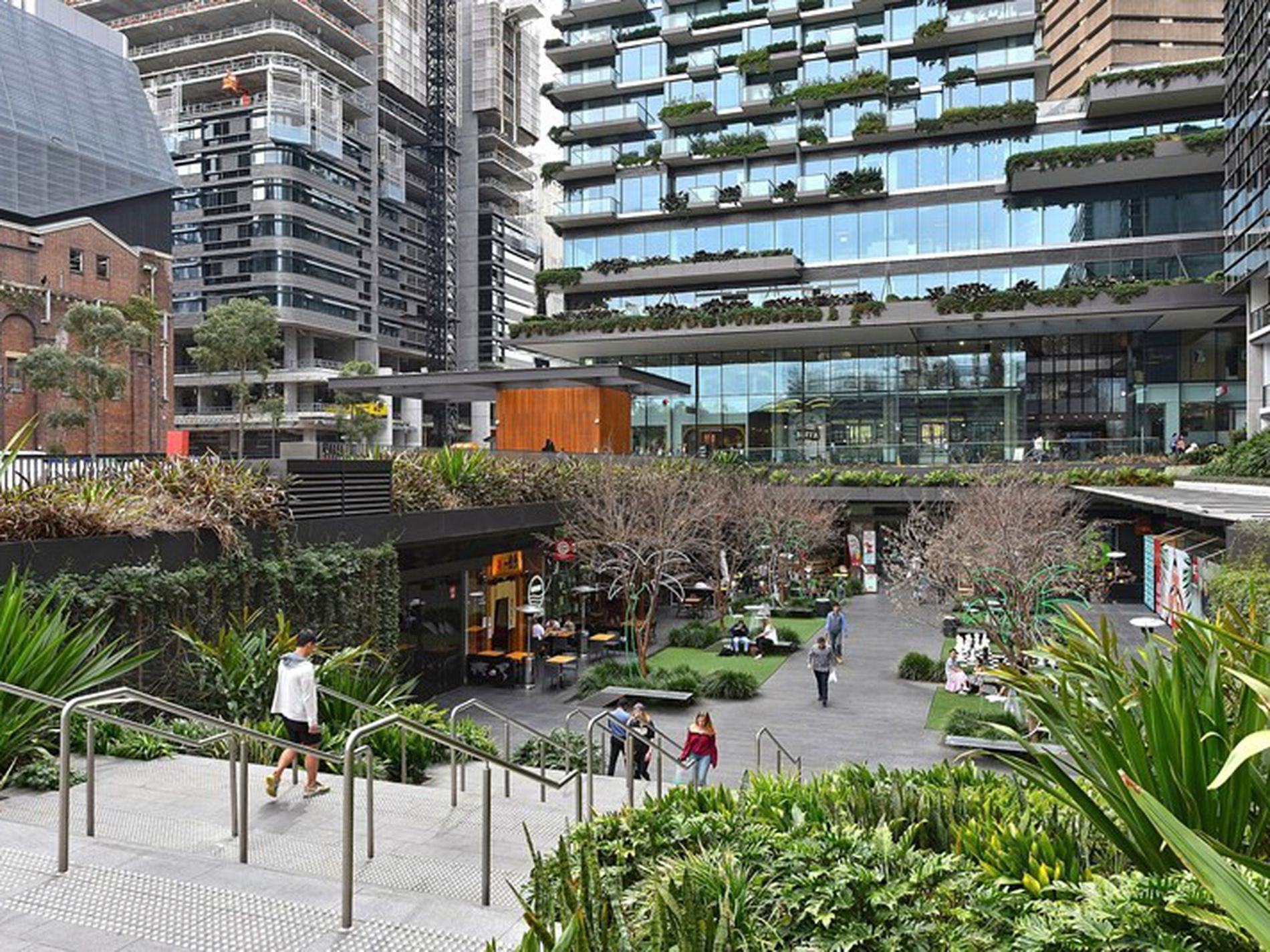 W1515.1 / 2 Chippendale Way, Chippendale