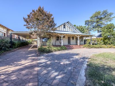 322 Macquarie Street, Dubbo