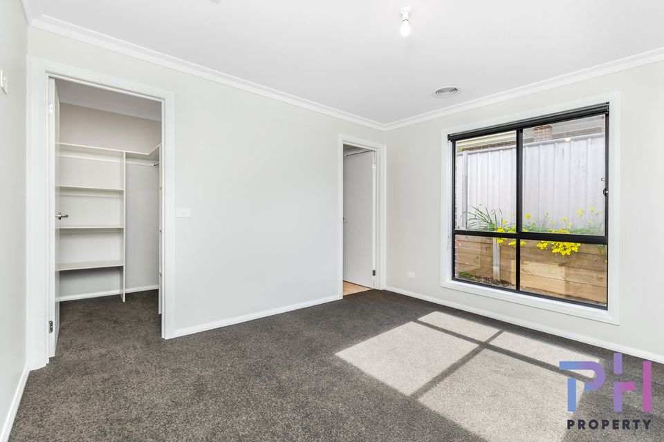 2 / 29a Booth Street, Golden Square