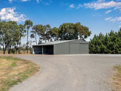 490 River Road, Kialla