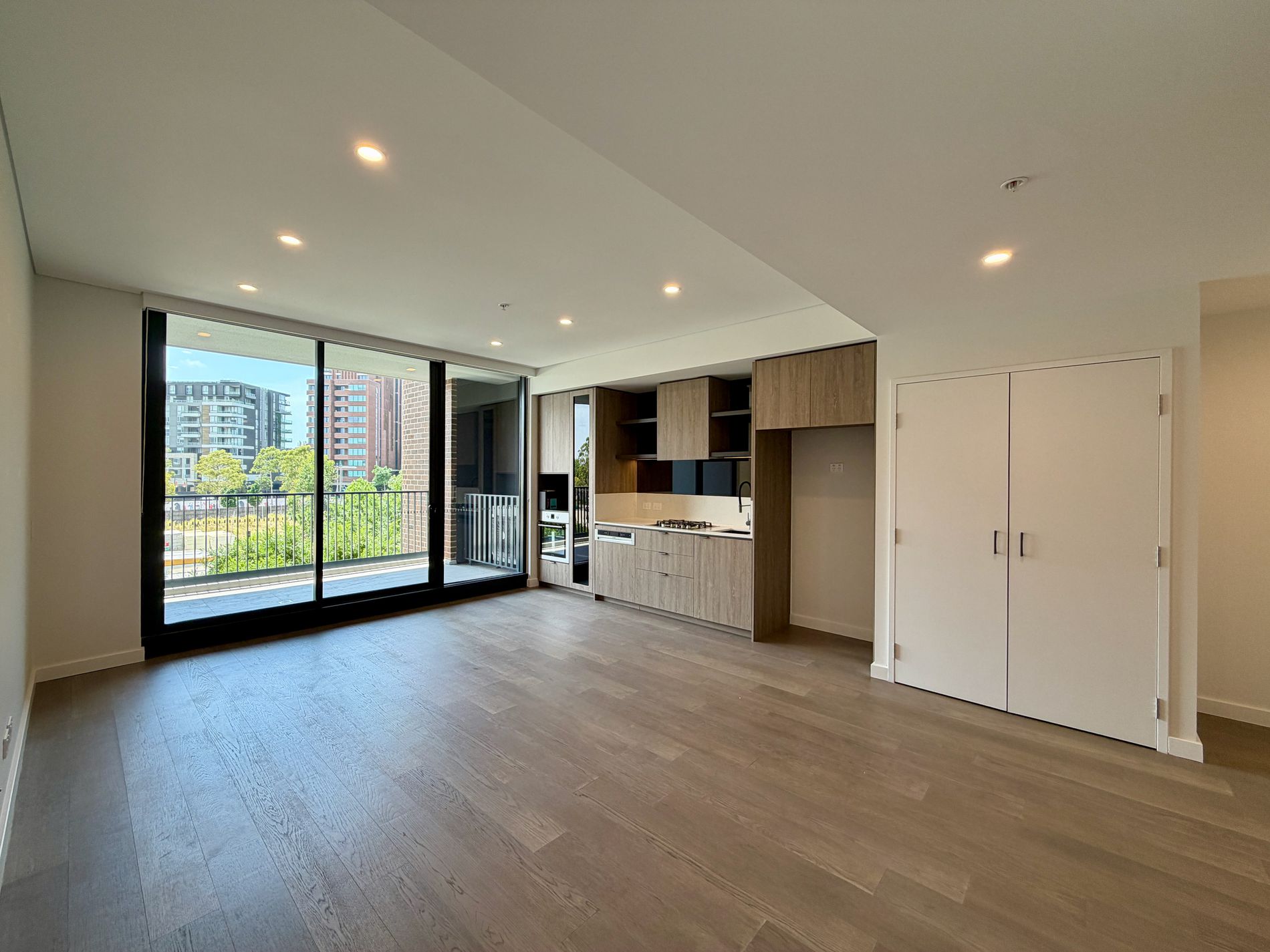 203 / 7 Paul Street, Zetland