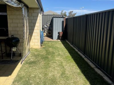 5 Sawtooth Bend, Banksia Grove