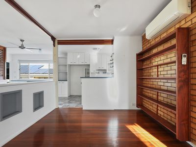 24 Yanderra Avenue, Arana Hills