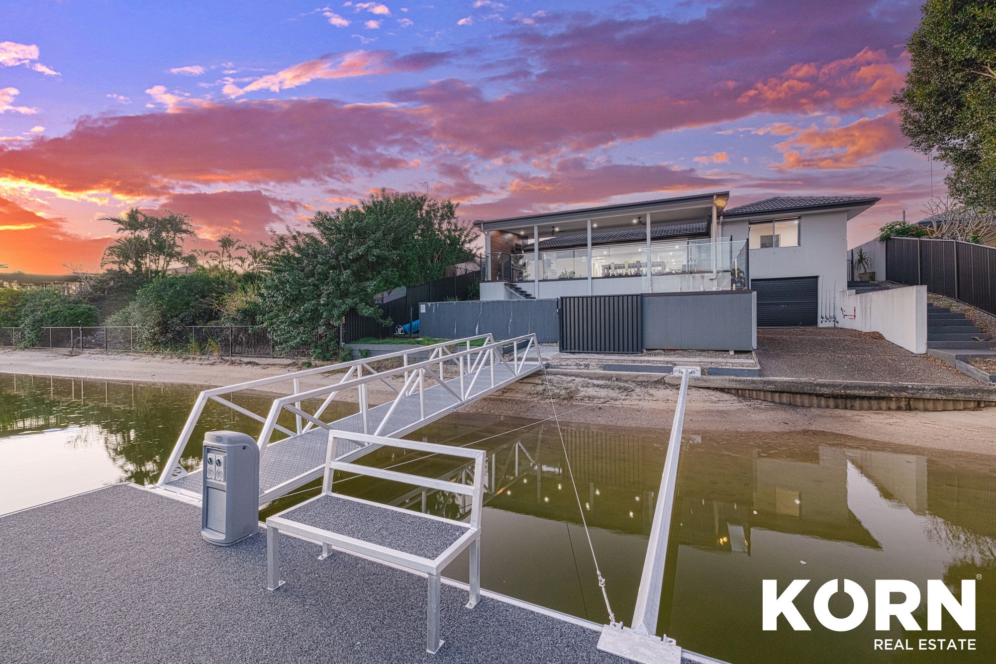 26 Coobowie Street, Broadbeach Waters