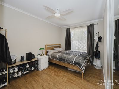 32 Carr Crescent, Warwick