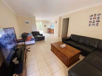 9 / 11 PYRANEES STREET, Calamvale