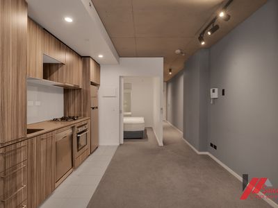 805 / 17 Singers Lane, Melbourne