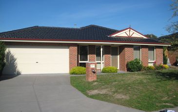 2 / 19 Abbey Road, Narre Warren South