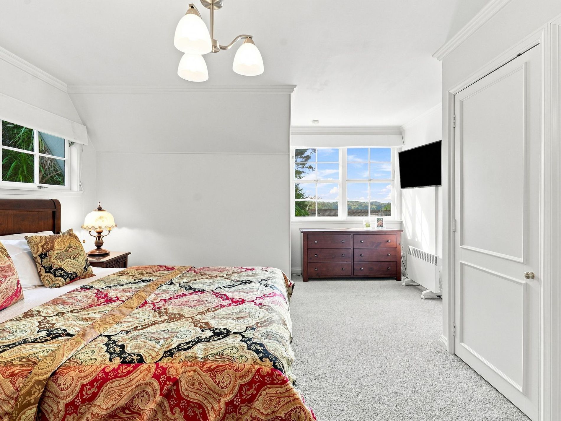 199 Chelsea View Drive, Chatswood