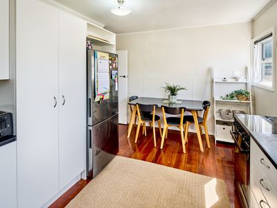 316 Main Road, Tawa