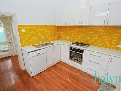 8 Lawrence Avenue, West Perth