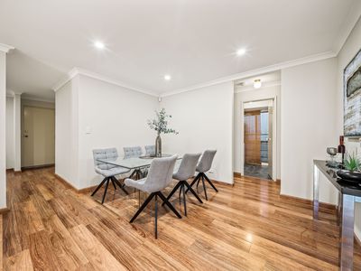 2 / 94 Hobbs Avenue, Como