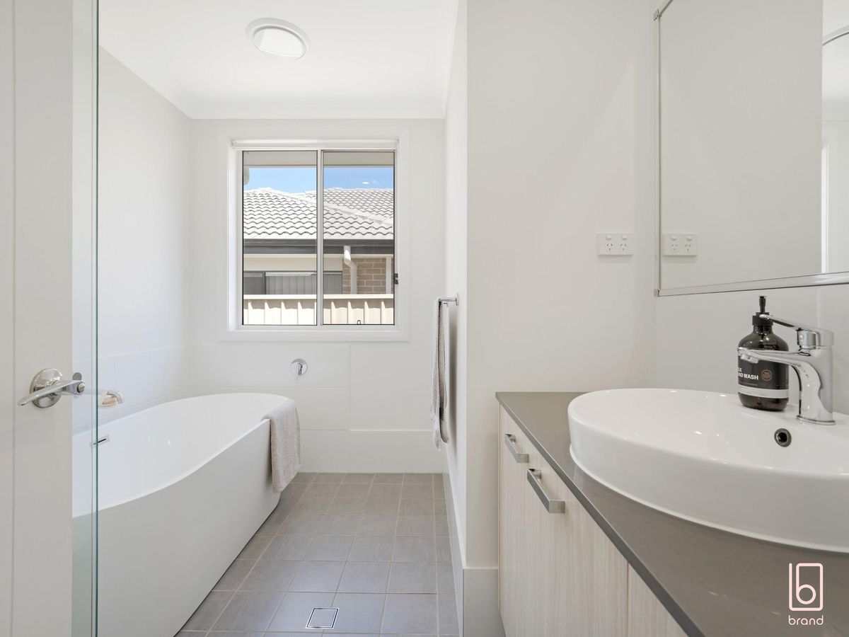 18 Eleanor Close, Hamlyn Terrace