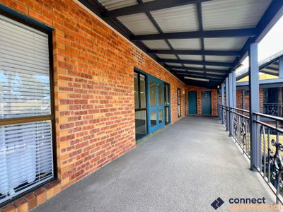 9 / 33 Tallebudgera Creek Road, Burleigh Heads