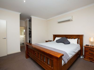 33 Minderoo Avenue, South Hedland