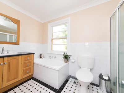 61 Sterling Street, Dubbo