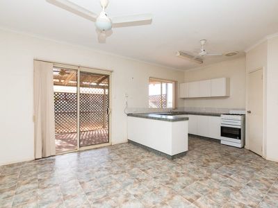 6 Paroo Close, South Hedland