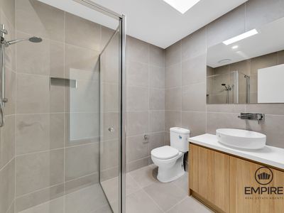 12 California Street, Clyde