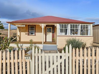 23 Glebe Road, New Norfolk
