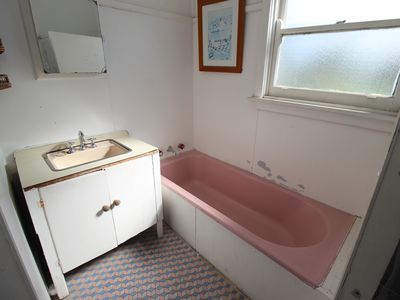 6 Addison Avenue, Lake Illawarra