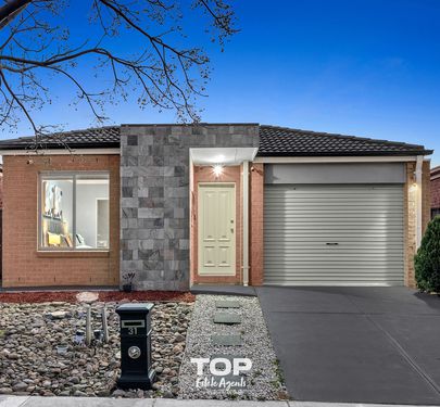 31 Paxford Drive, Cranbourne North