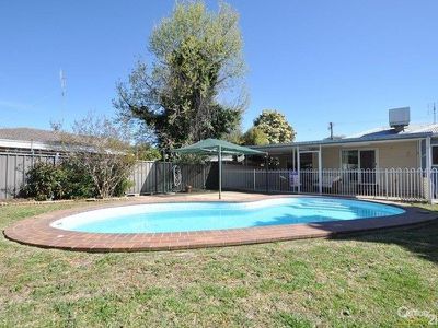 16 Strickland Street, Dubbo