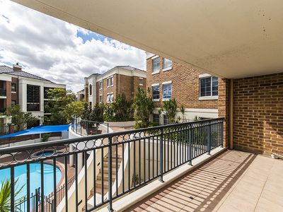 27 / 5 Dehli Street, West Perth