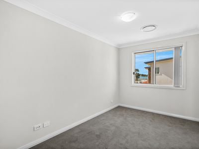 1 / 68 Pur Pur Avenue, Lake Illawarra