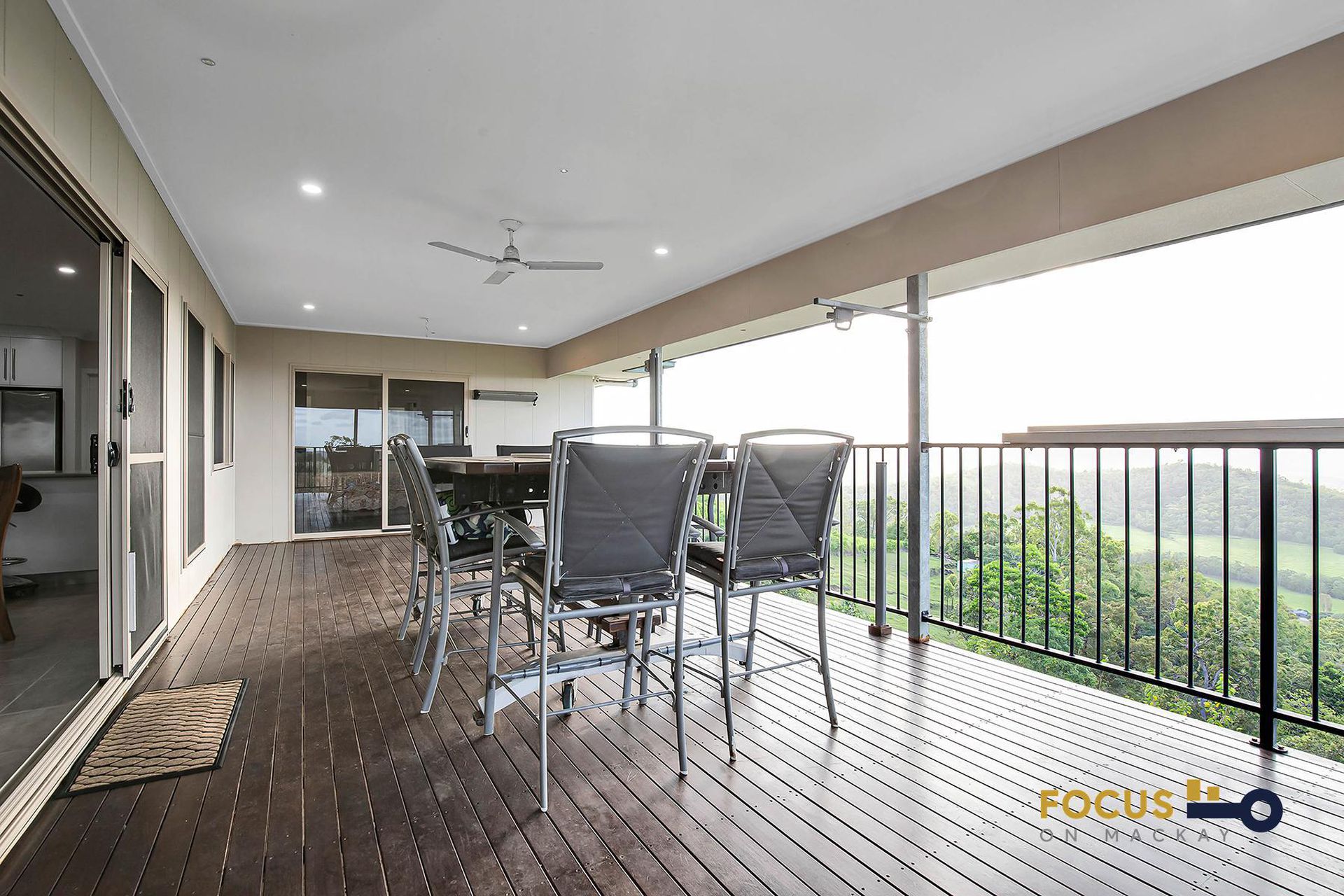 148 Ian Reddacliff Drive, The Leap
