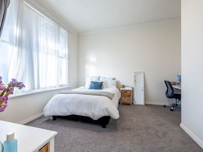 6 Agnew Street, North Dunedin