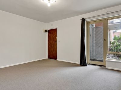 2 / 13-15 Speight Street, Newport
