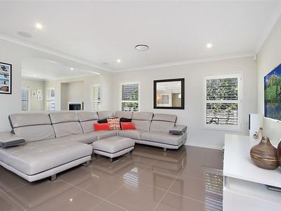 25 English Place, Rochedale