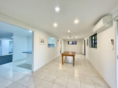 9 Bronton Way, Point Vernon