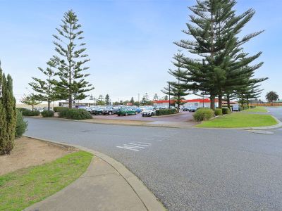 4 / 21 La Manche Avenue , Port Kennedy