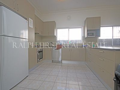 8 Waverley Street, Belmore