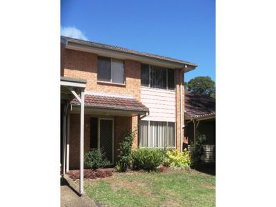 8 / 4 Fisher Street, West Wollongong