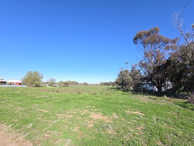 Lot 1, Murray Valley Highway, Lake Charm