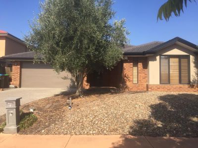 167 Dunnings Road, Point Cook