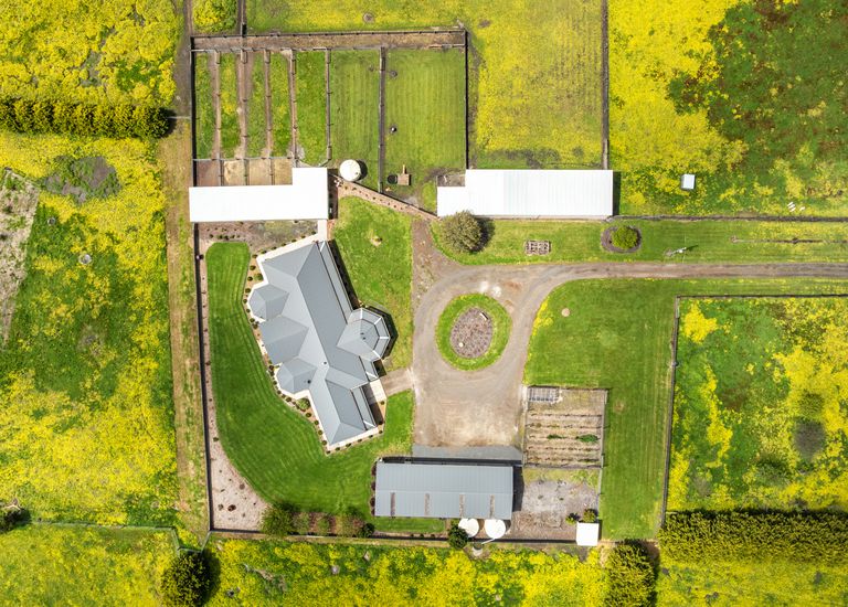231 Golf Course Road, Heywood