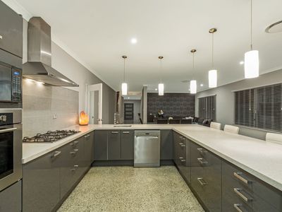 16 Tinsel Street, Yanchep