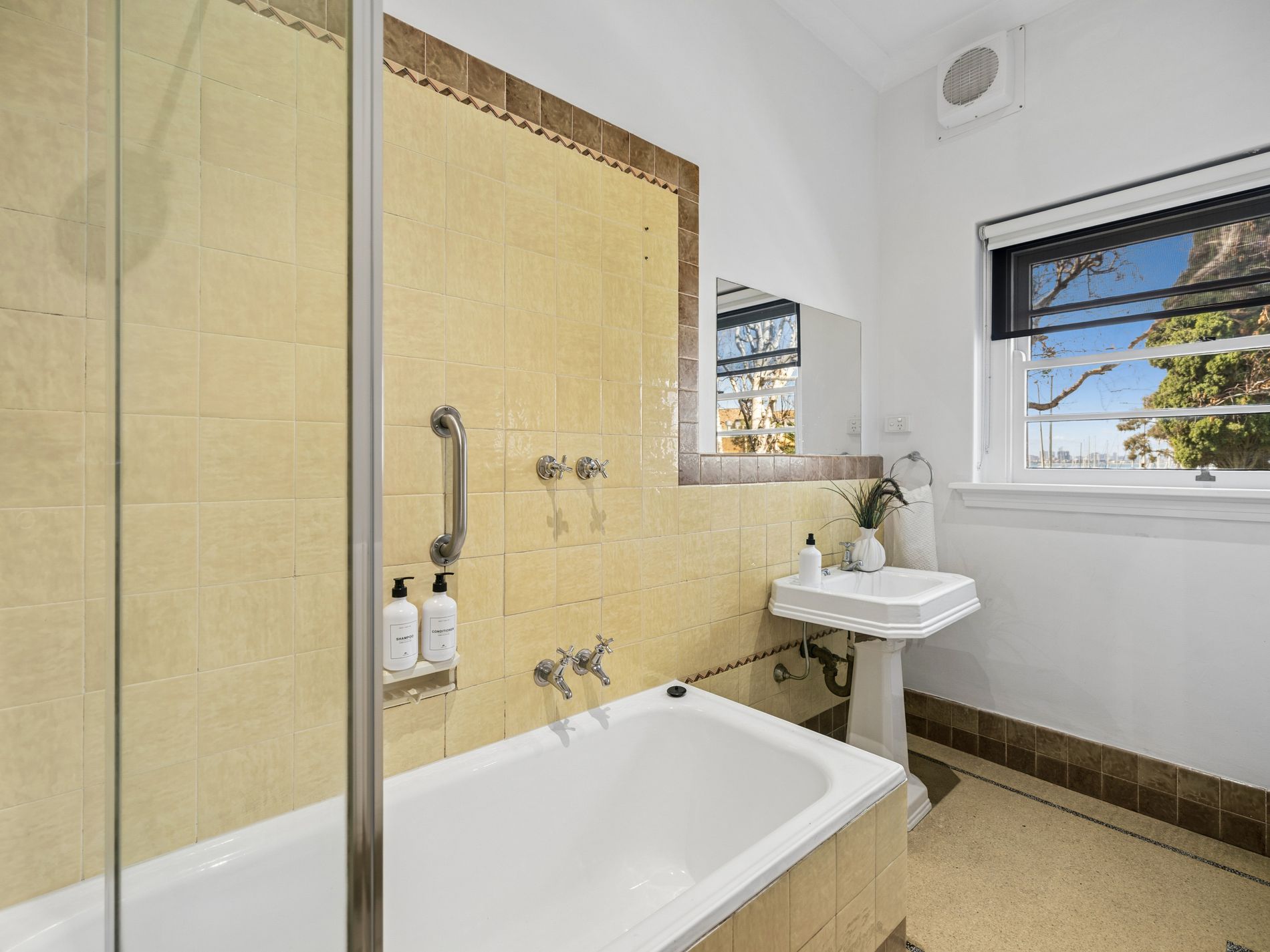 1 / 263 Nelson Place, Williamstown
